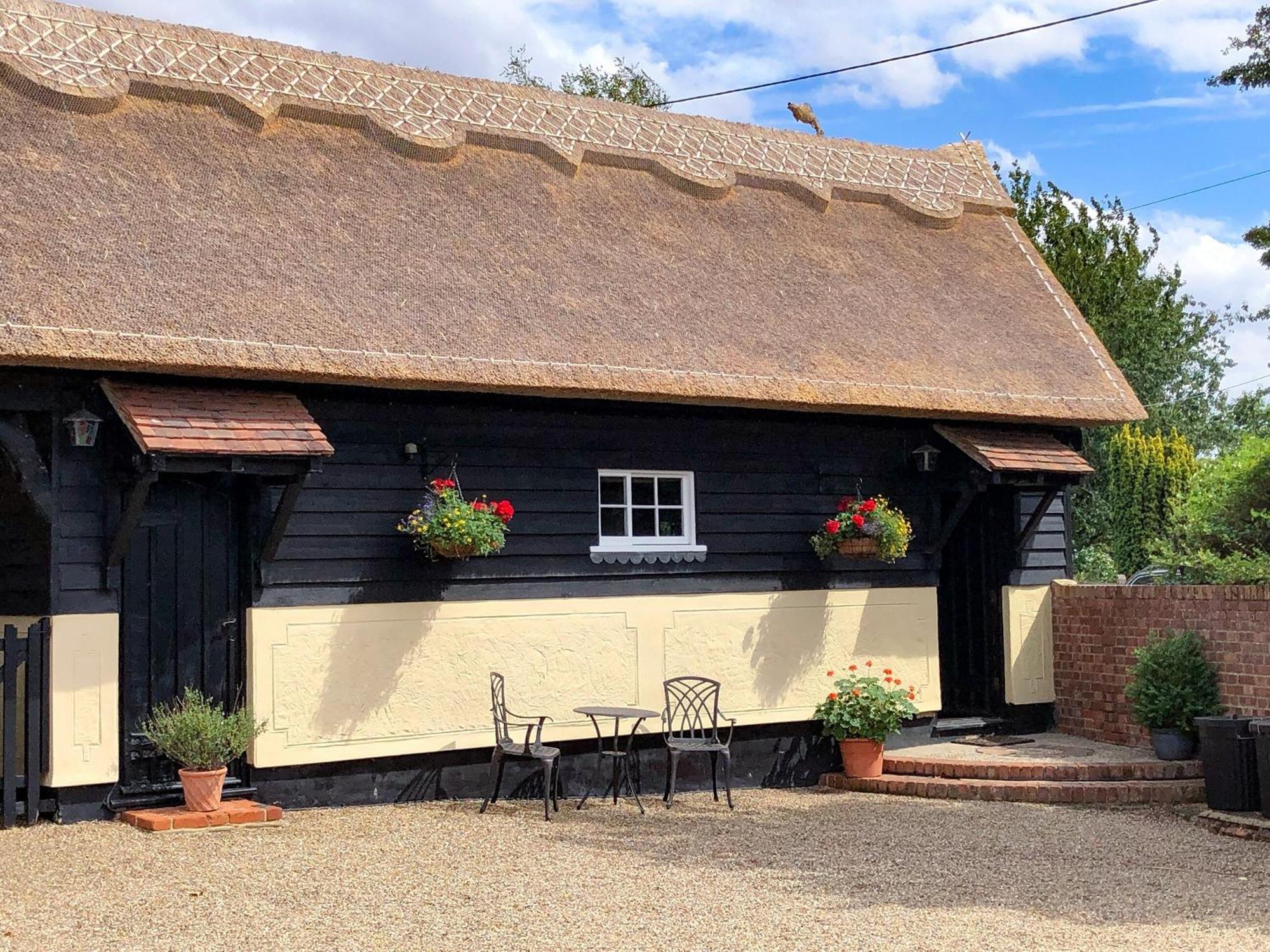Lake House Cottage Finchingfield Exterior photo